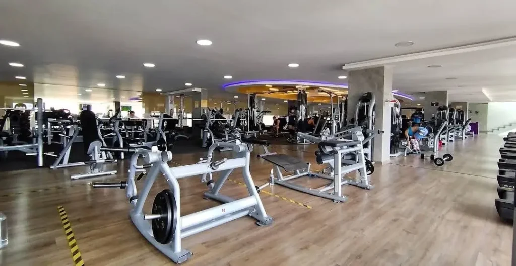 premier fitness club gym lugar 2